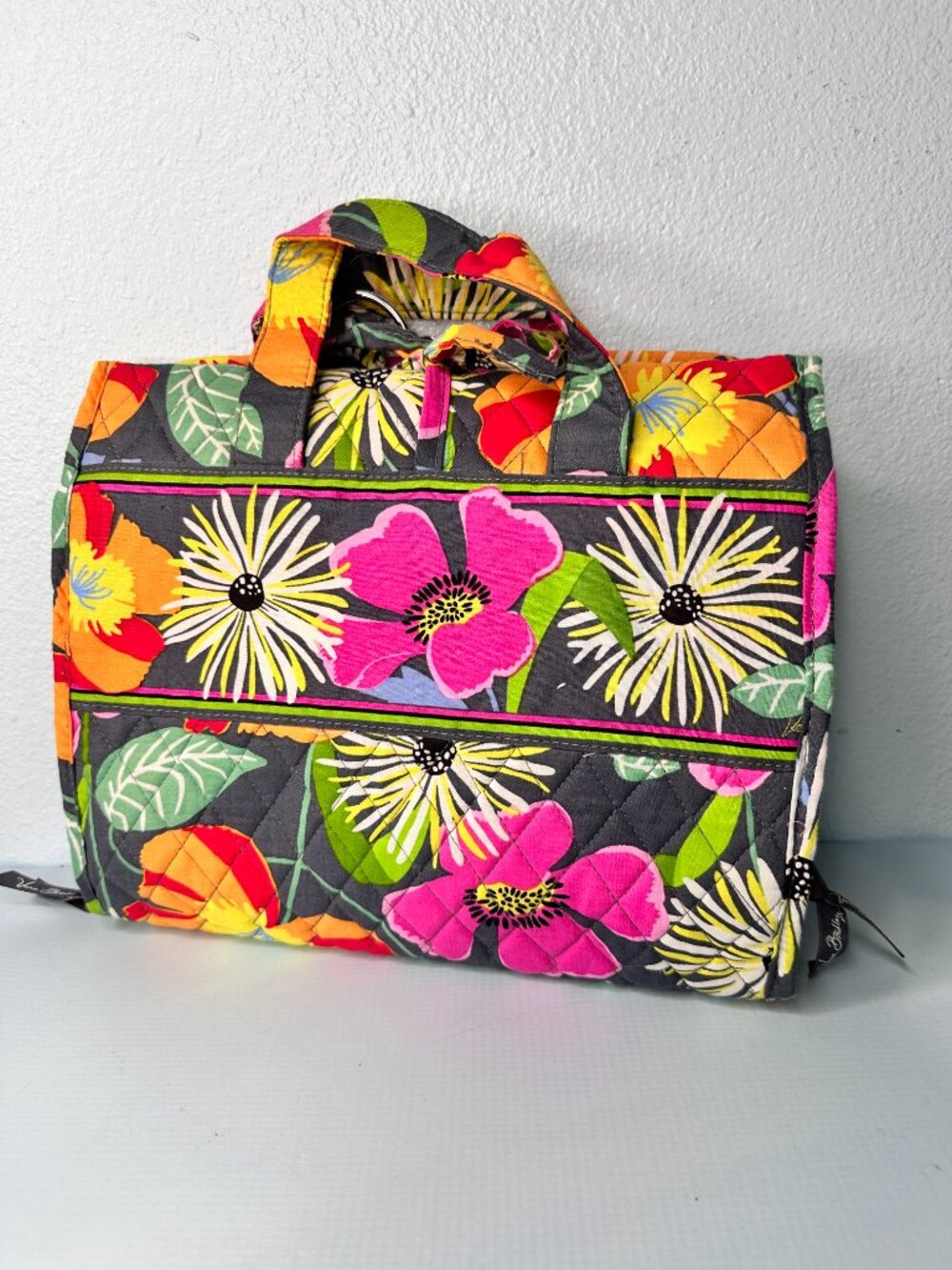 Vera Bradley Over the Door Hanging Toiletry Bag Jazzy Blooms Cosmetics Hanger - Picture 4 of 4